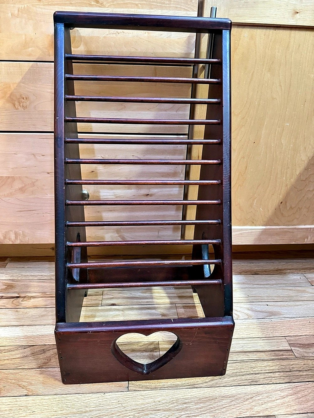 Vintage Cottage Core 2ft. Heart Decor Wooden Rack
